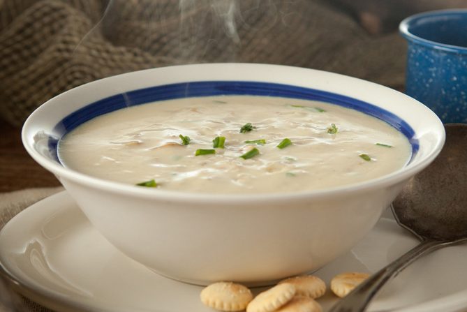 New england lam chowder